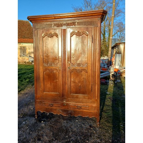 Armoire 3 Portes , 1 Tiroir , Noyer 19 éme